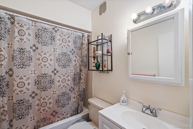 Building Photo - 66-07 242nd St