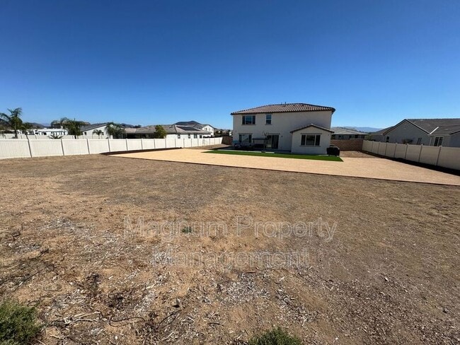 Building Photo - 31310 Reserve Dr
