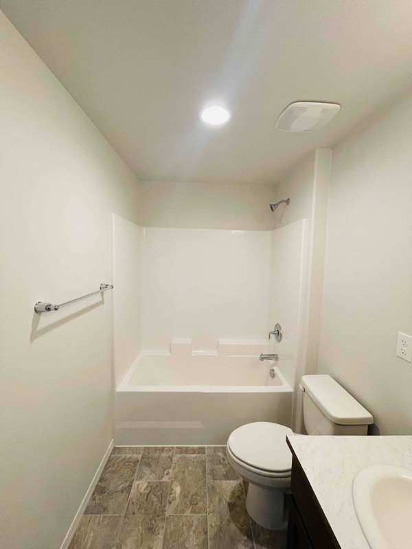 Building Photo - 611 Koontz Rd