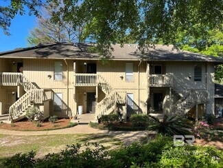 Building Photo - 2069 Sea Cliff Dr N
