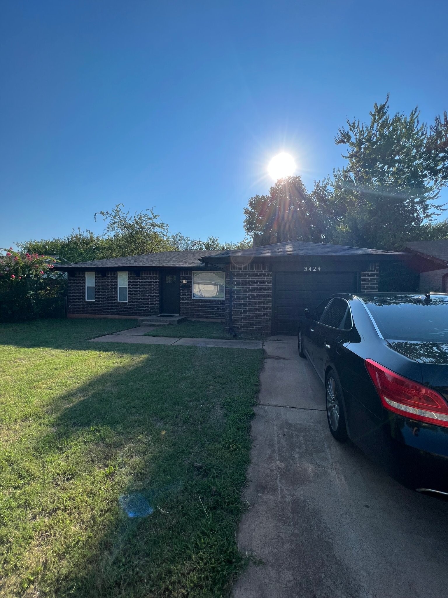 Building Photo - 3424 Parker Dr