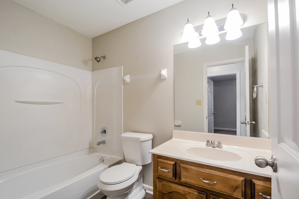 Building Photo - 8334 Regal Bend Dr