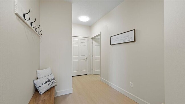 Building Photo - 8731 W Skagit Ave