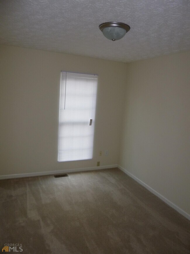 Building Photo - 1962 Grove Way