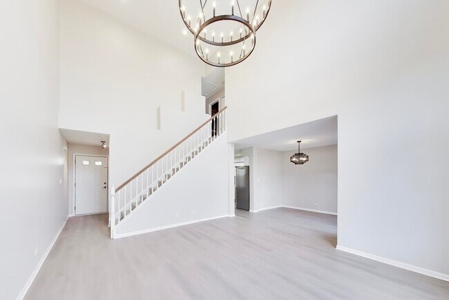 Building Photo - 2073 Cambria Ct