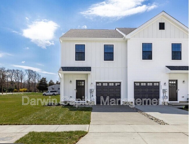 Primary Photo - 385 N Tuckahoe Rd