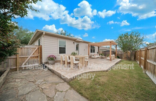 Building Photo - 5125 Knollwood