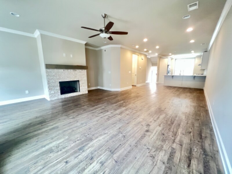 Building Photo - 221 Bedford Aly