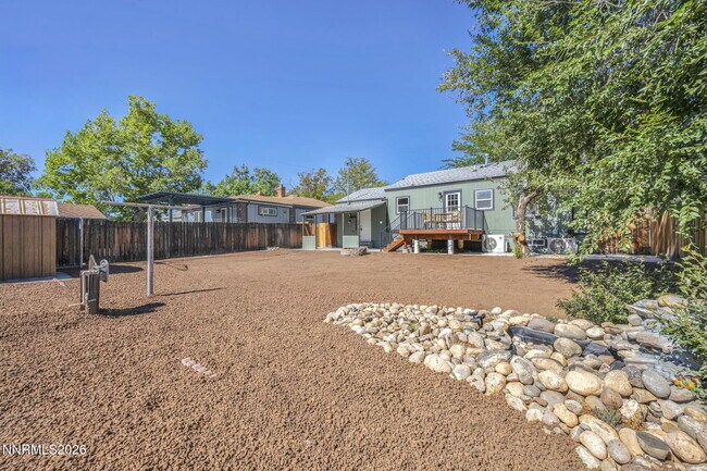 Building Photo - 1678 Ordway Ave