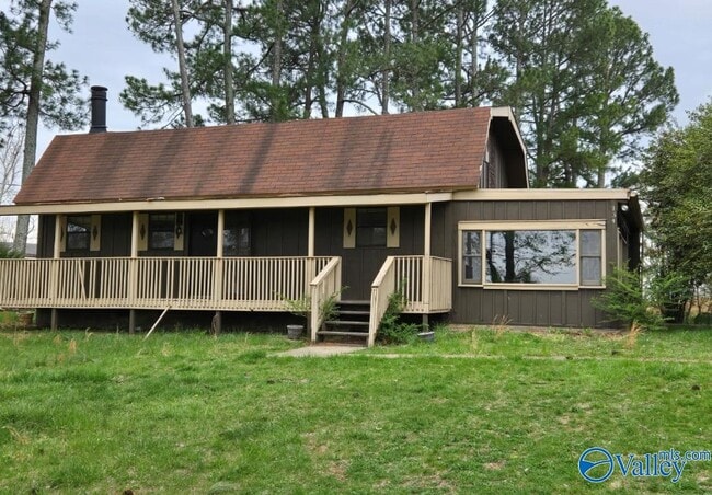 Primary Photo - 124 Kirby Ln