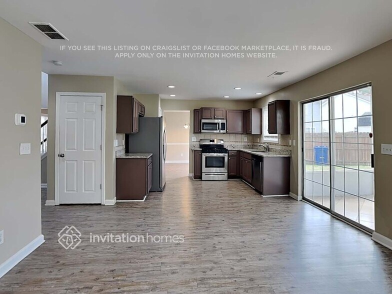 Building Photo - 3935 Brushy Wood Dr