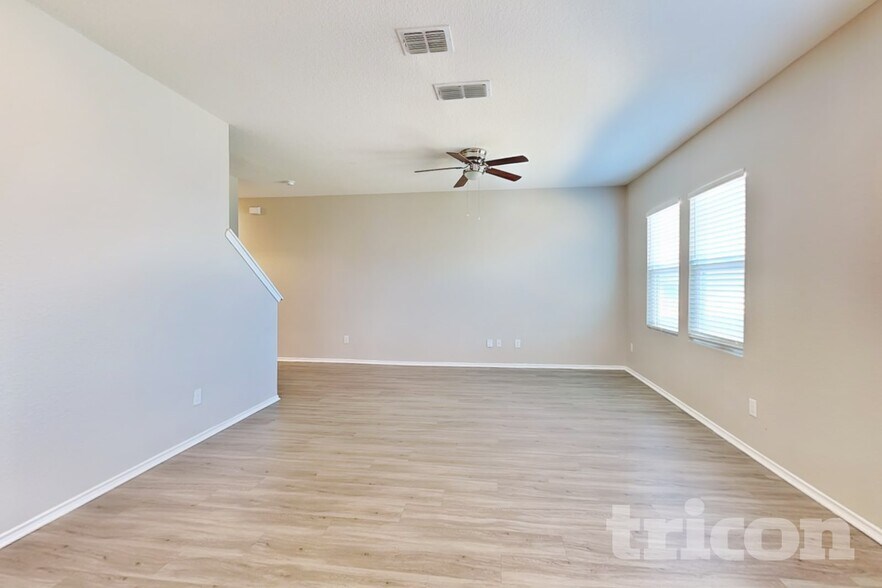 Building Photo - 13525 Sunrise Mdw