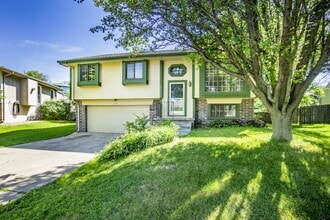 Building Photo - 15355 Papio St