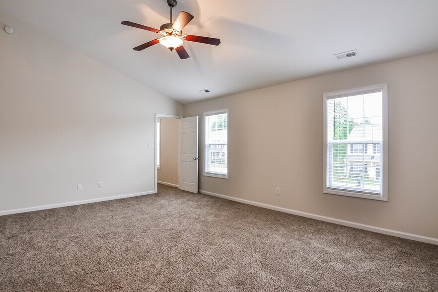 Building Photo - 407 Morganite Ct