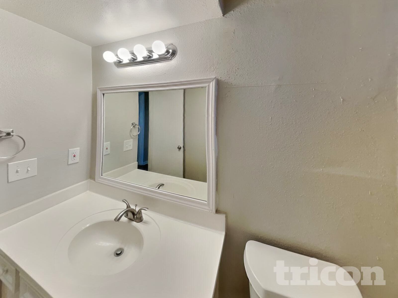 Building Photo - 3815 Shadow Trail