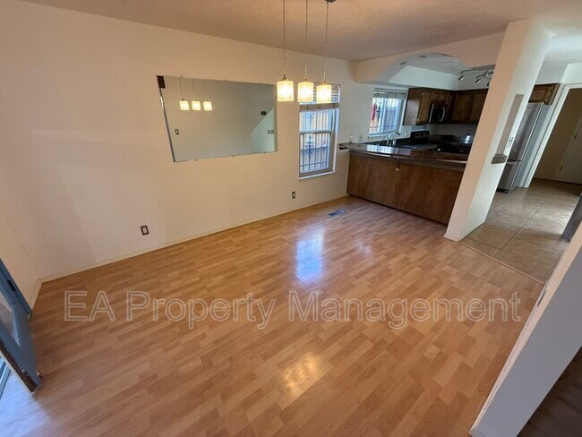 Building Photo - 1515 Marble Ave NW