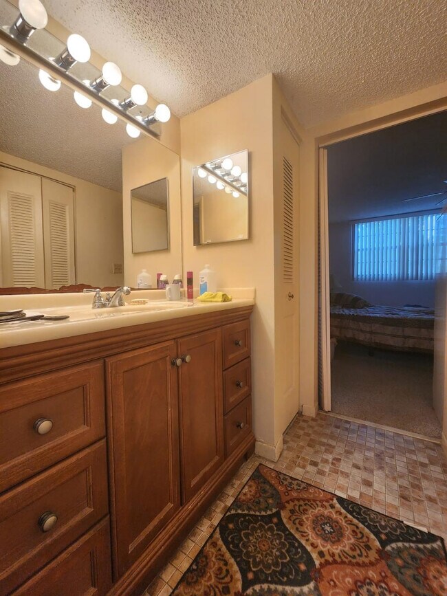 Building Photo - 5851 NW 62nd Ave