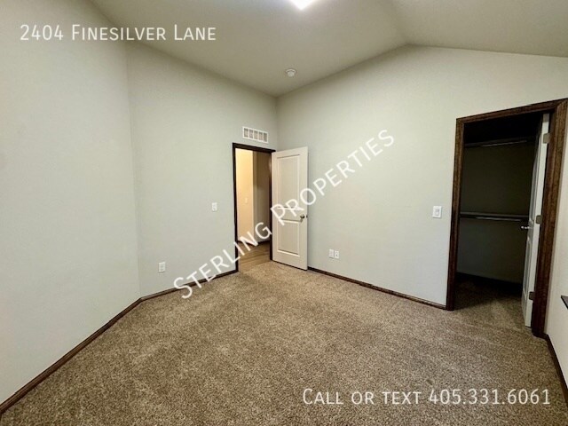 Building Photo - 2404 Finesilver Ln