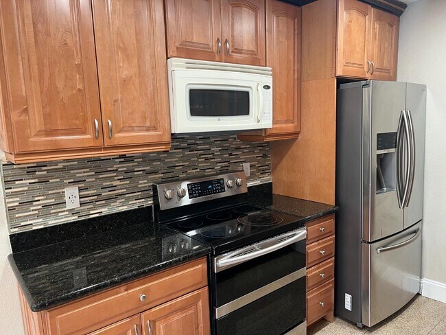 Building Photo - 2598 Knightsbridge Ln