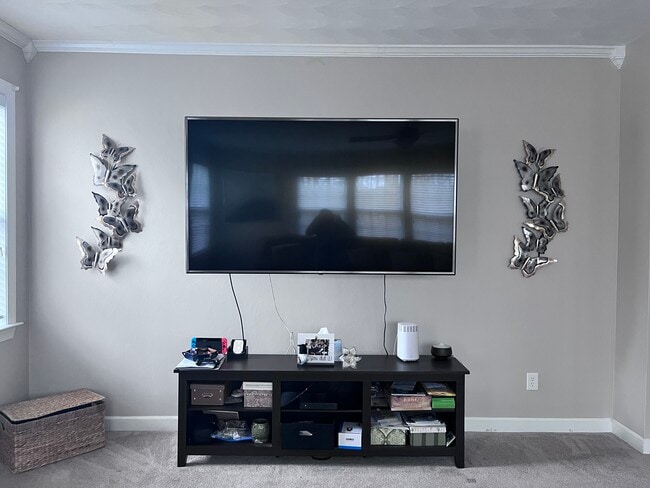 Building Photo - 4818 Oriole Dr