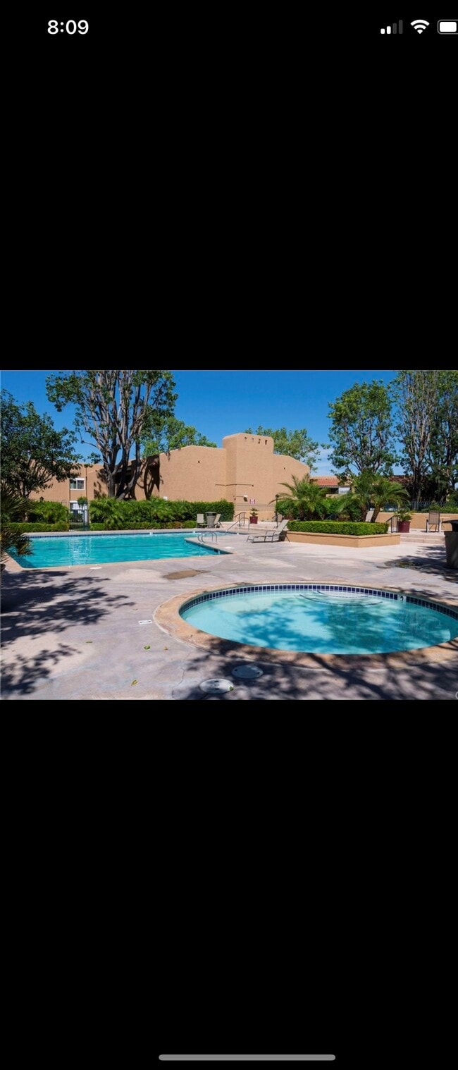 Building Photo - 1101 W MacArthur Blvd