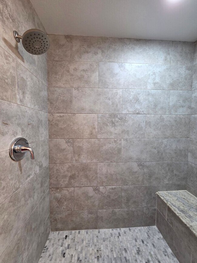 Building Photo - Spacious, Stylish Living in a Guard-Gated West Las Vegas Community in The Lakes with Resort-Style...