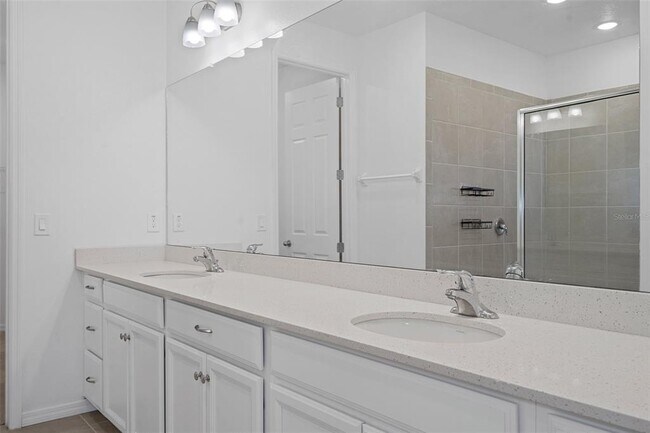 Building Photo - 4108 Solamor St