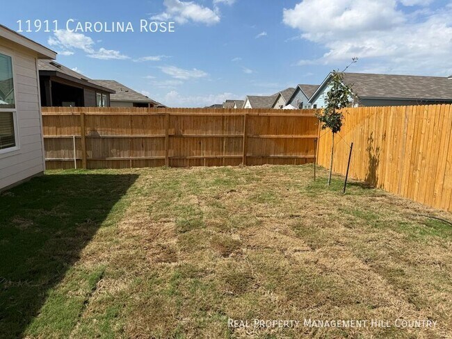 Building Photo - 11911 Burnet Rose