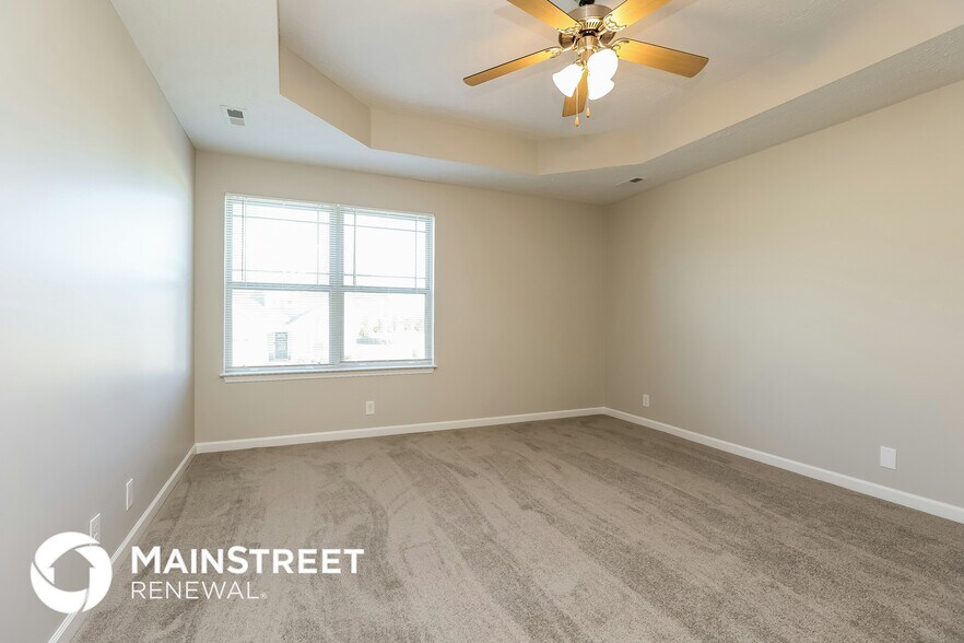 Building Photo - 1309 Halverson Dr