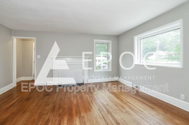Building Photo - 1115 S Benbow Rd