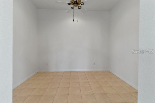 Building Photo - 920 Onager Ct