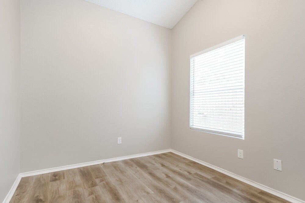 Building Photo - 4653 Feathercrest Dr