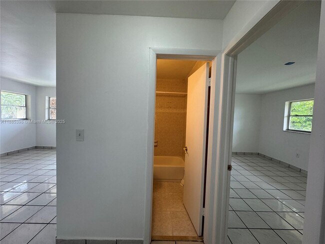 Building Photo - 15699 SW 73rd Cir Terrace