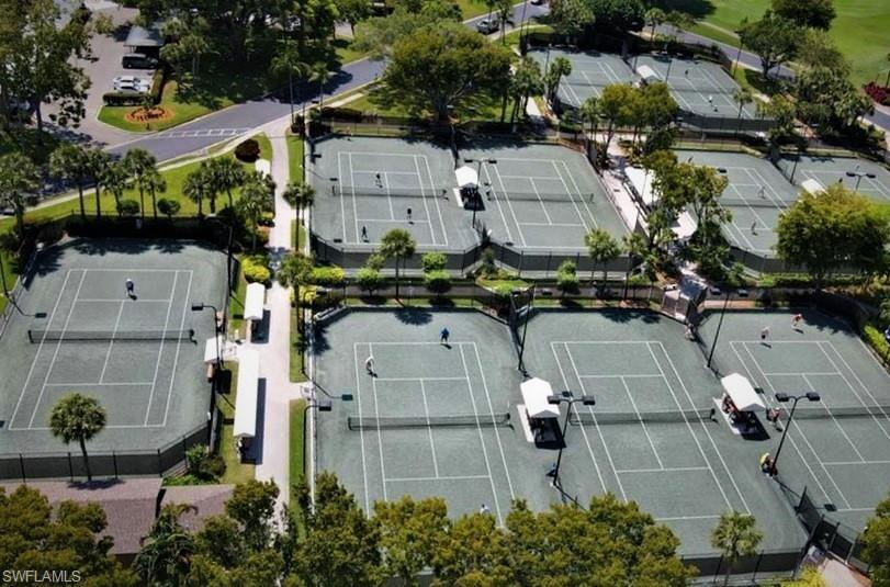 har-tru tennis courts - 4200 Steamboat Bnd