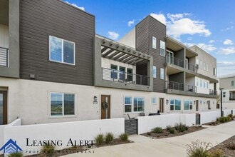 Building Photo - 26773 Laurel Mountain Lp