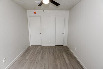 Building Photo - 15396 Chipman Ln.