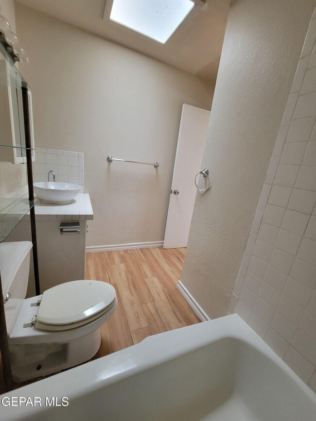 Building Photo - 7213 Alto Rey Ave