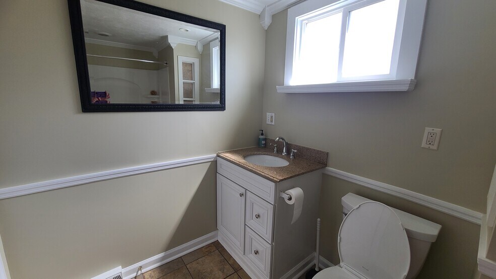 Building Photo - 310 Cecil St