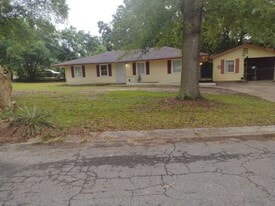 Building Photo - 1570 Sherrill Dr