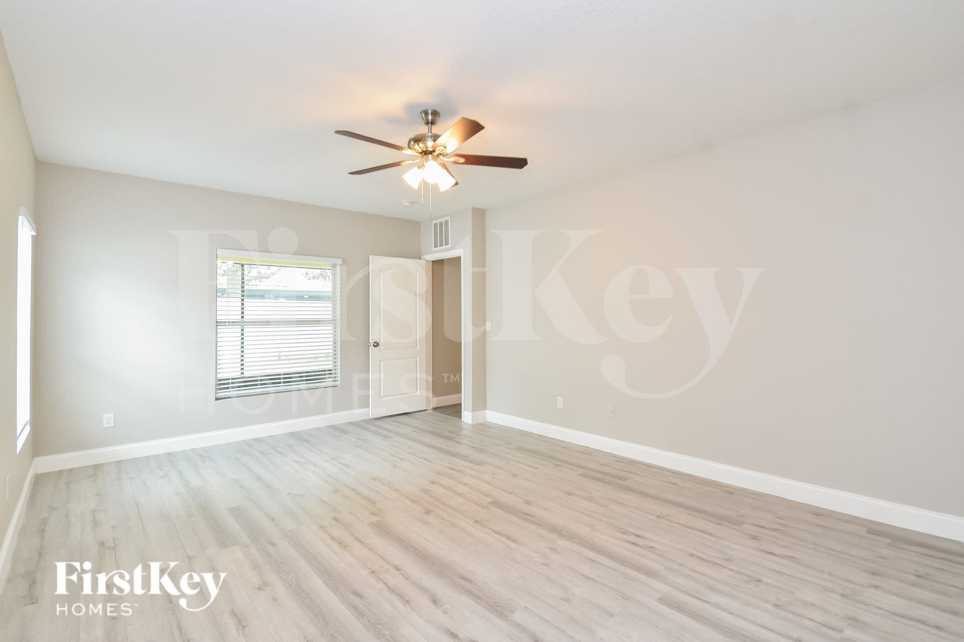Building Photo - 481 Nadeau Way