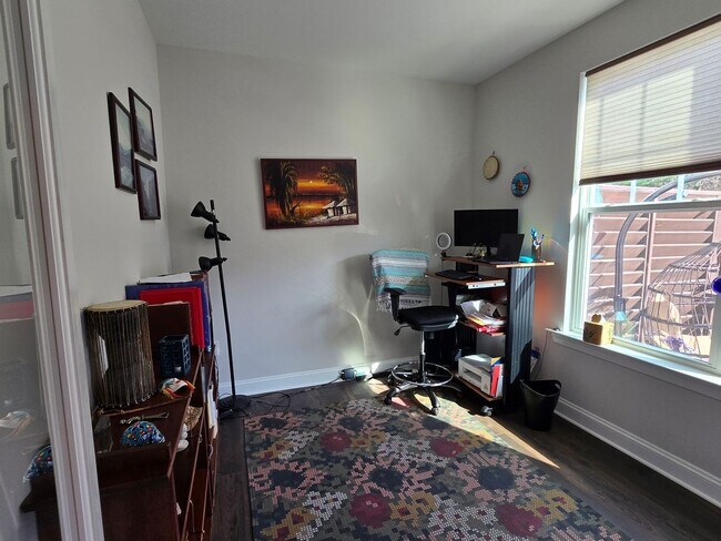 Building Photo - 1207 Falling Rock Pl