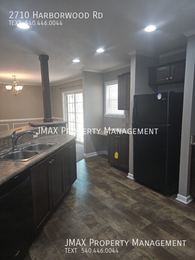 Building Photo - 2710 Harborwood Rd