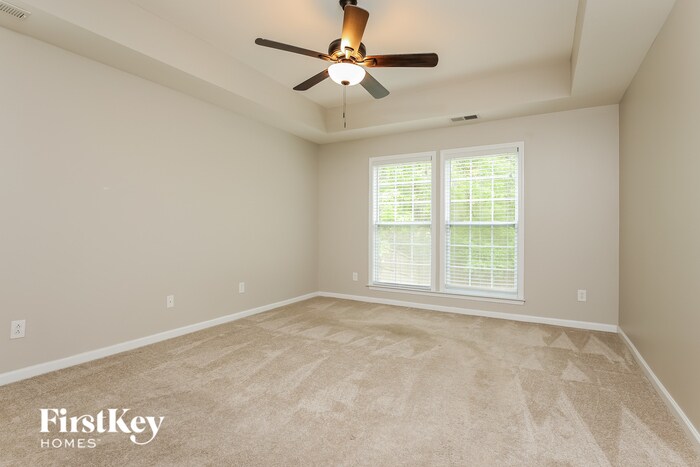 Building Photo - 242 Mayfield Dr