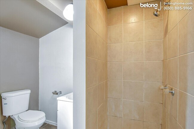 Building Photo - 6513 Corbin Ave