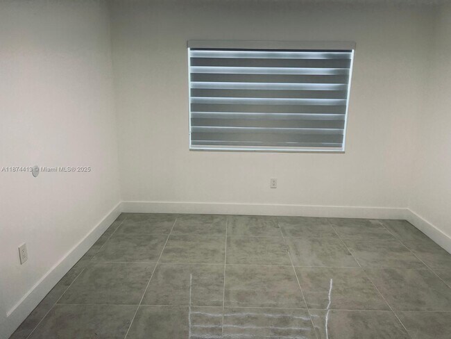 Building Photo - 25415 SW 128th Ave