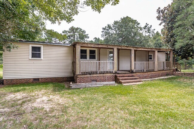 Primary Photo - 2 Bedroom 2 Bath Doublewide in Dudley!