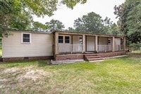 Building Photo - 2 Bedroom 2 Bath Doublewide in Dudley!