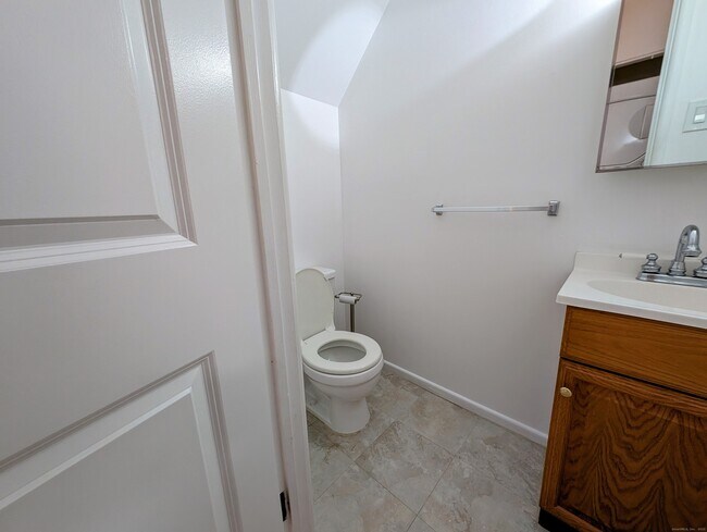 Building Photo - 23 Shea Ave