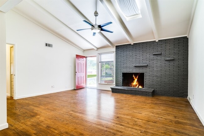 Building Photo - 6721 Vada Dr
