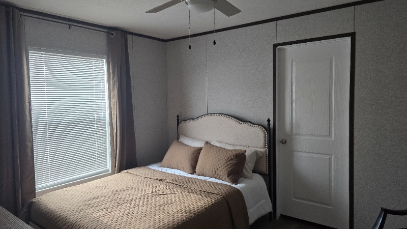 Building Photo - 5928 Pit Rd